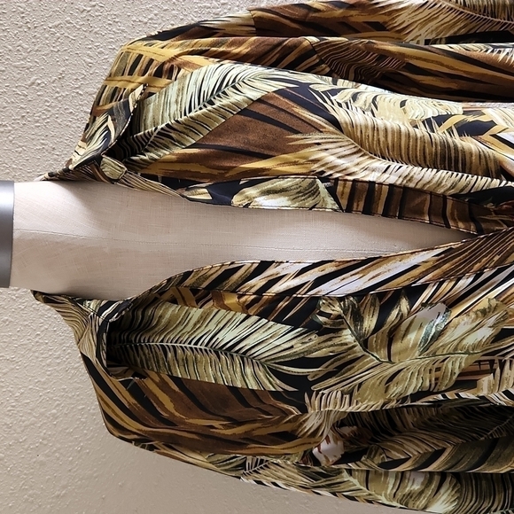 BEACH Midi Dress - Picture 3 of 12